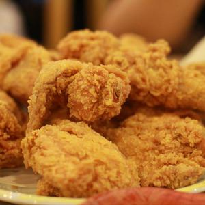 精品大香伊蕉在人线APP大全
